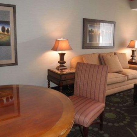 Quality Inn Florissant-St Louis Eksteriør bilde