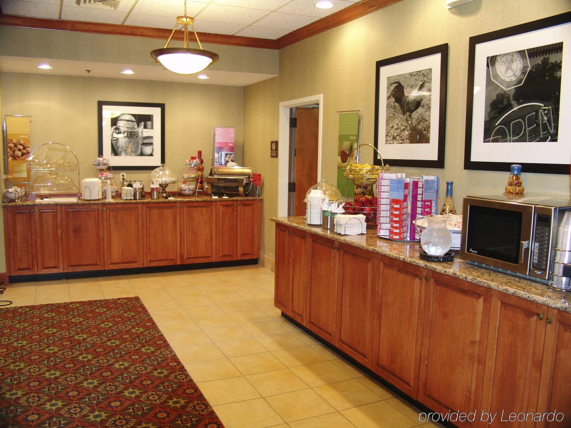 Quality Inn Florissant-St Louis Restaurant bilde