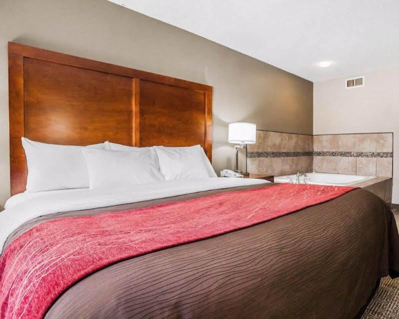 Quality Inn Florissant-St Louis Eksteriør bilde