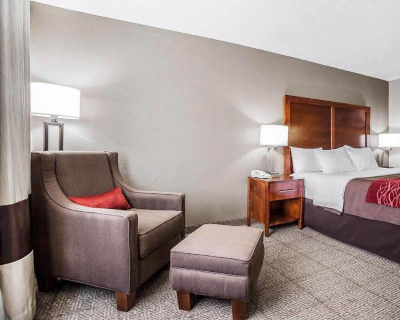 Quality Inn Florissant-St Louis Eksteriør bilde