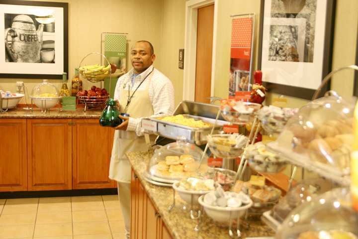 Quality Inn Florissant-St Louis Restaurant bilde